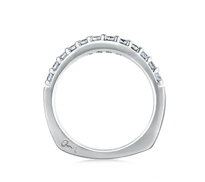 A.JAFFE ART DECO DAZZLING SHARED PRONG SIGNATURE CONTOUR BAND 0.48