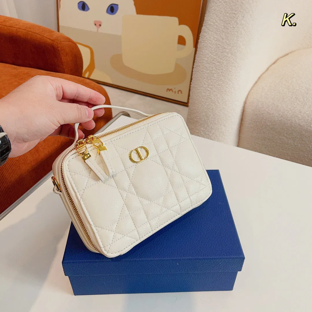 DR264 Dior Caro Box Bag / 7 x 5 x 2 inches