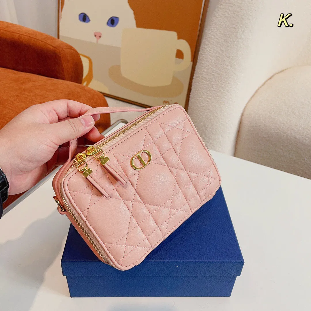 DR264 Dior Caro Box Bag / 7 x 5 x 2 inches