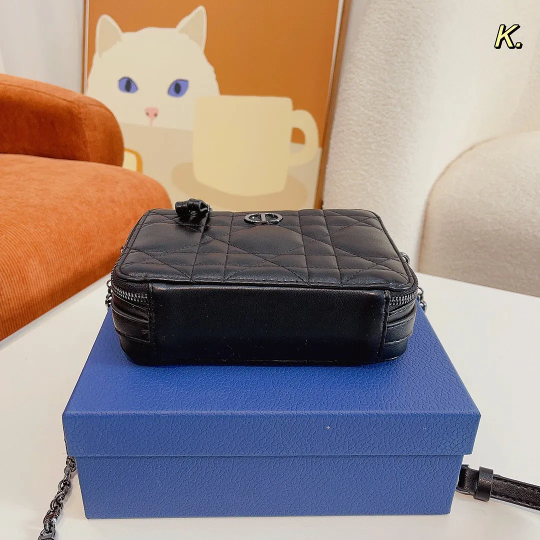 DR264 Dior Caro Box Bag / 7 x 5 x 2 inches