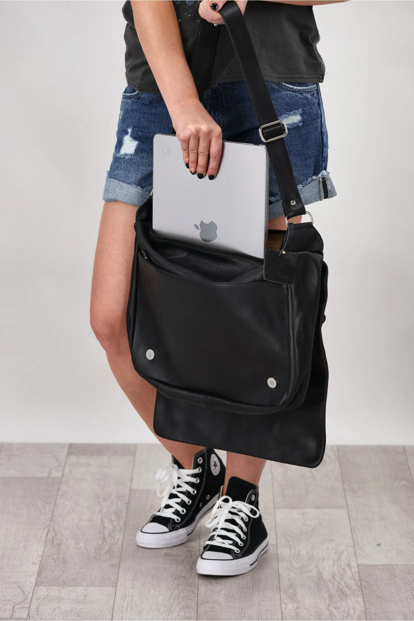 Henk Berg Mens Thor Satchel Black