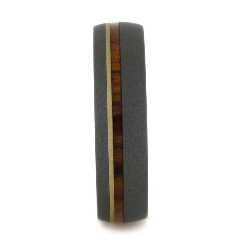 Ironwood Men's Wedding Band with Gold