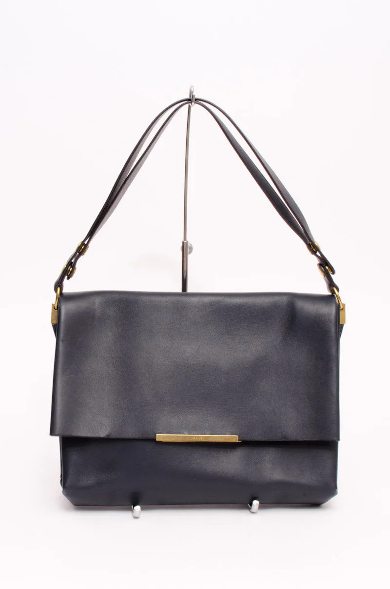 NAVY BLADE BAG
