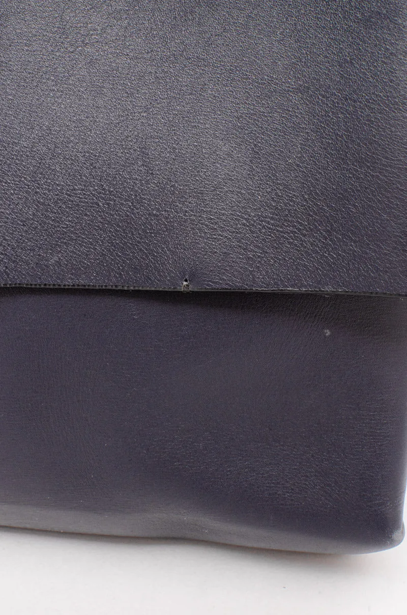 NAVY BLADE BAG