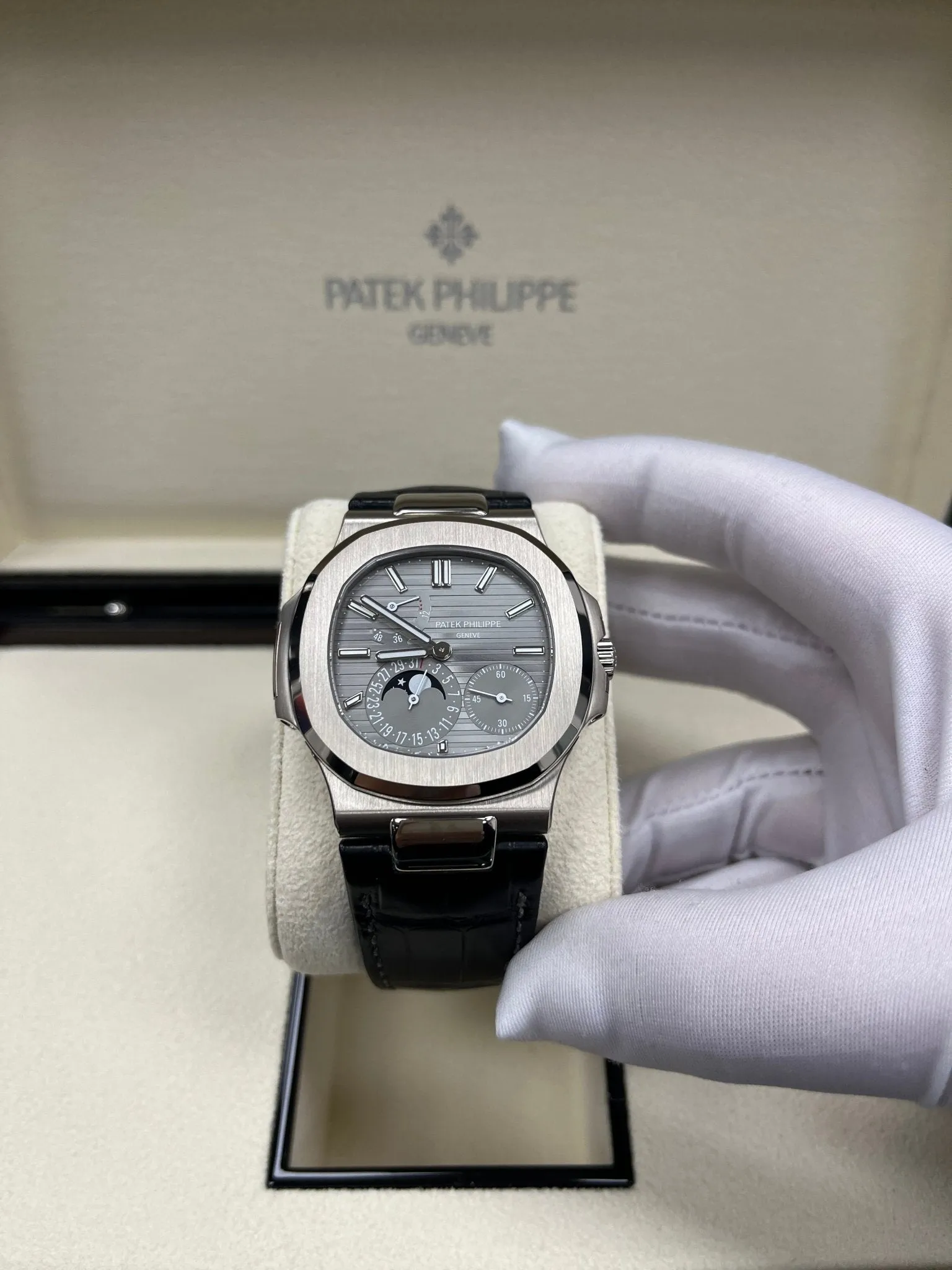 Patek Philippe Nautilus Grey Dial Ref # 5712G-001