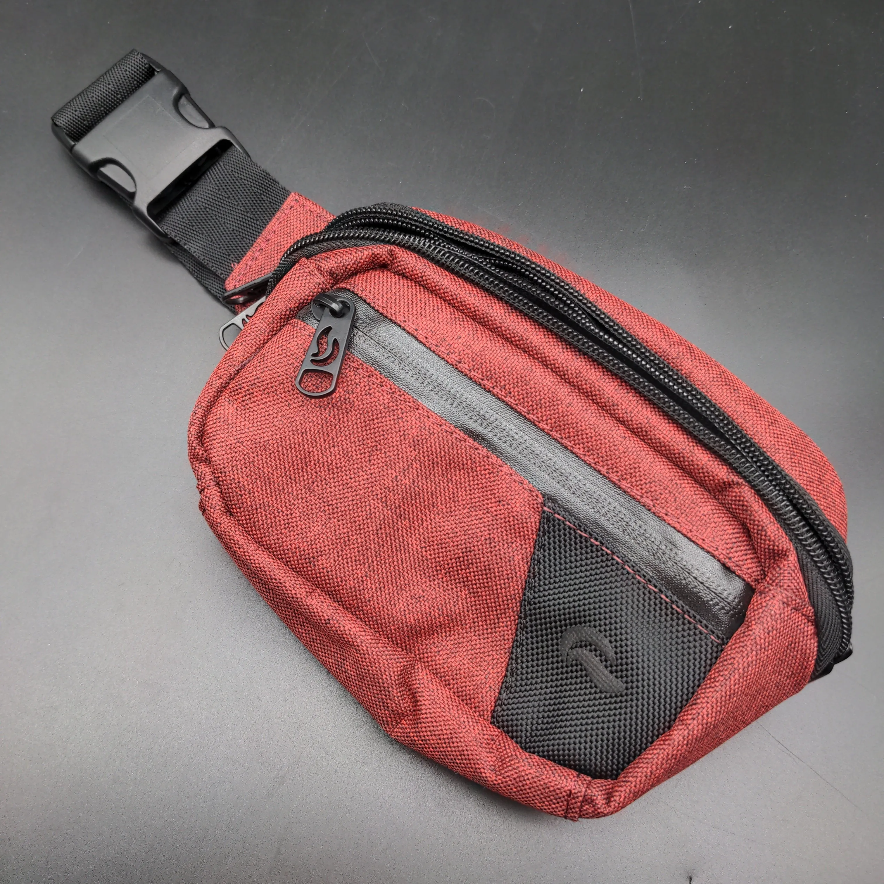 Skunk "Hipster" Smell Proof Fanny Pack