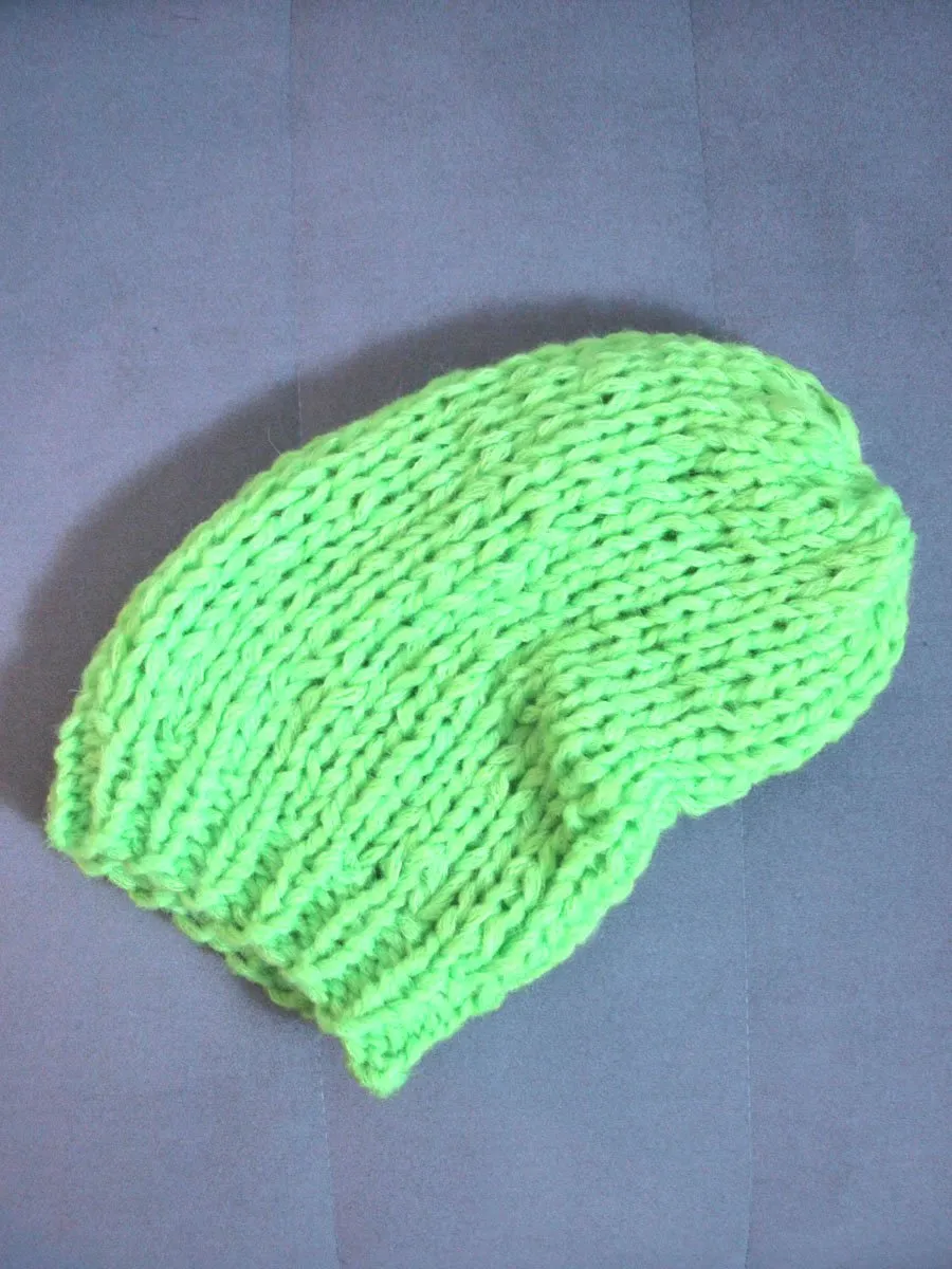 Strickschal in Neon - Farben mit Mütze handgestrickt für Herbst und Winter